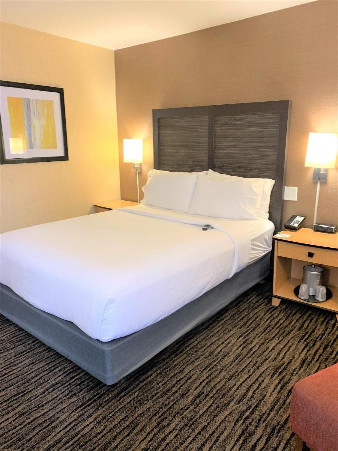 Holiday Inn Dublin - Pleasanton By Ihg Ngoại thất bức ảnh